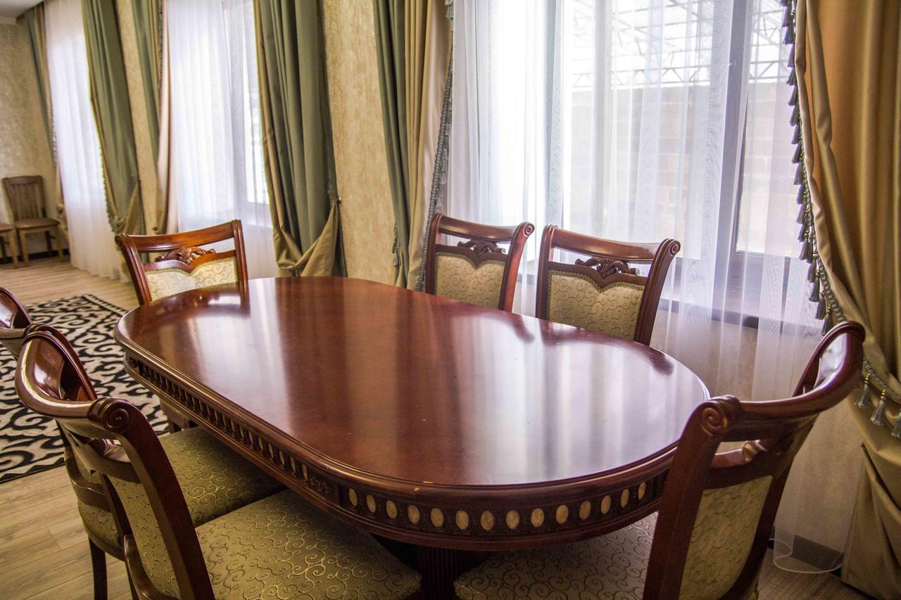 Mount Yard Karakol Hotel Kültér fotó